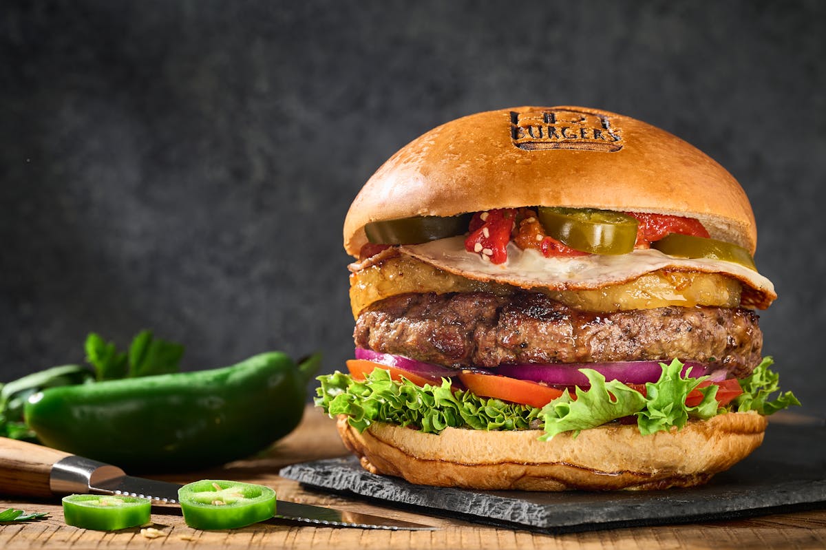 77464Burger_Picasso__WEB